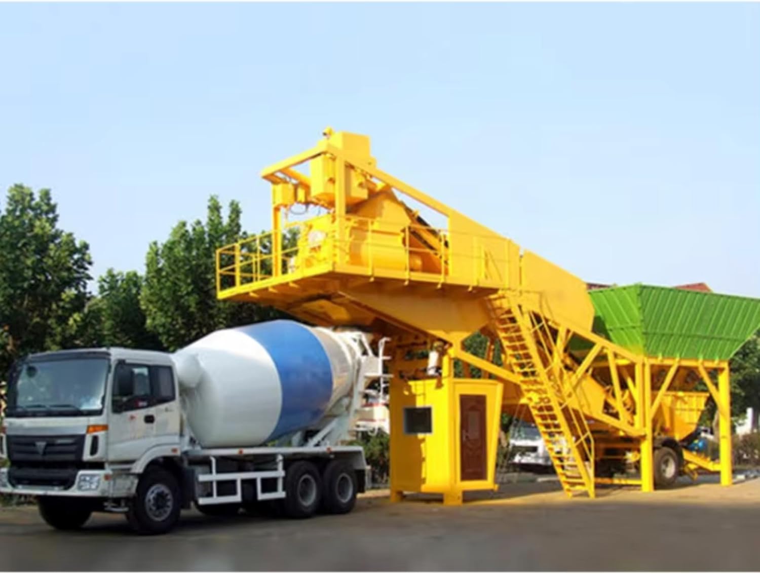 buy concrete batching plant,best concrete batching plant,concrete batching plant pros cons,should I buy concrete batching plant,concrete batching plant vs mobile plant,concrete batching plant worth buying performance testing and real-world results