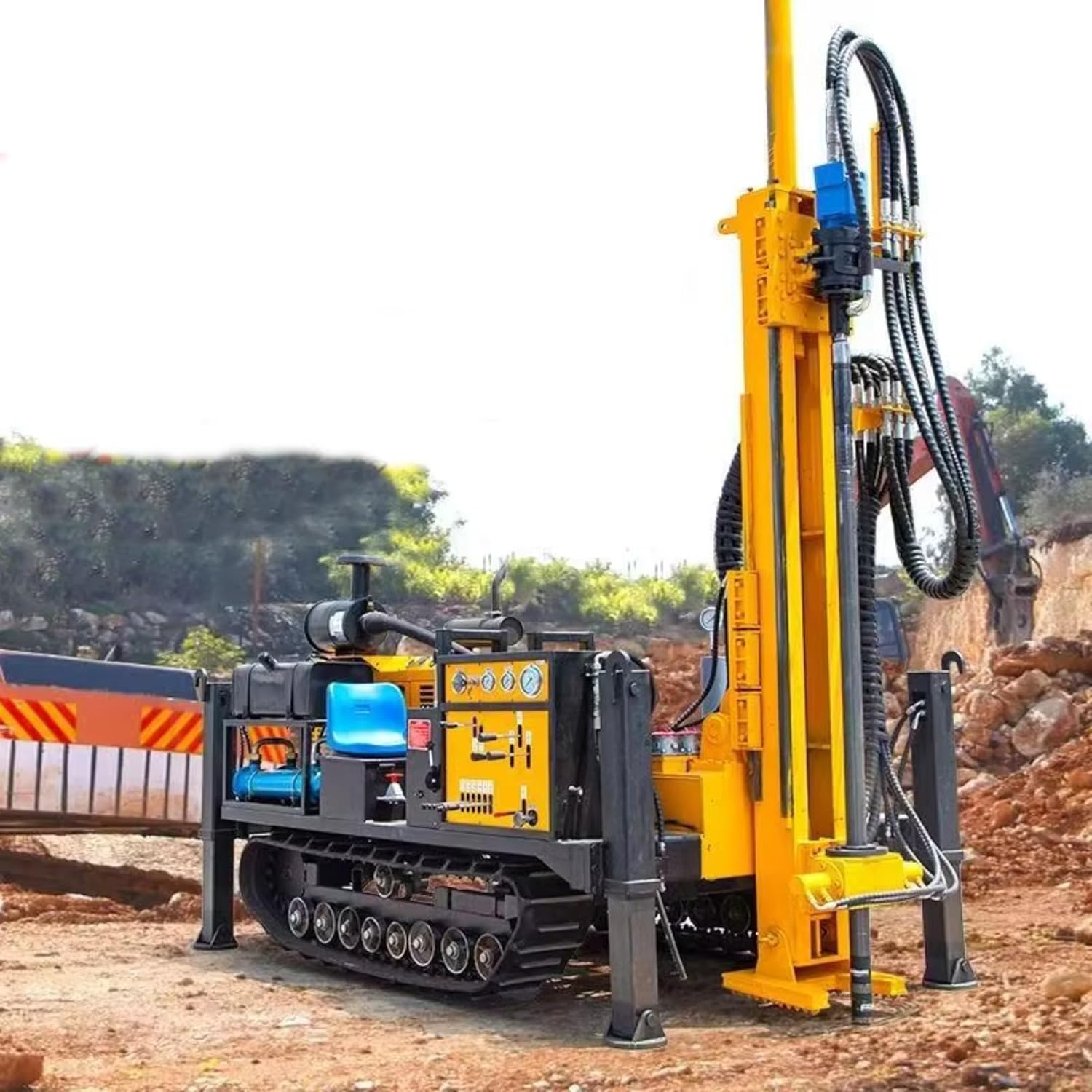 tracked water well drilling rig,hydraulic borehole drilling machine,crawler well drilling rig buy,should I buy tracked water well drilling rig,portable groundwater well drilling equipment pros cons,best hydraulic deep drilling equipment unboxing and complete package contents