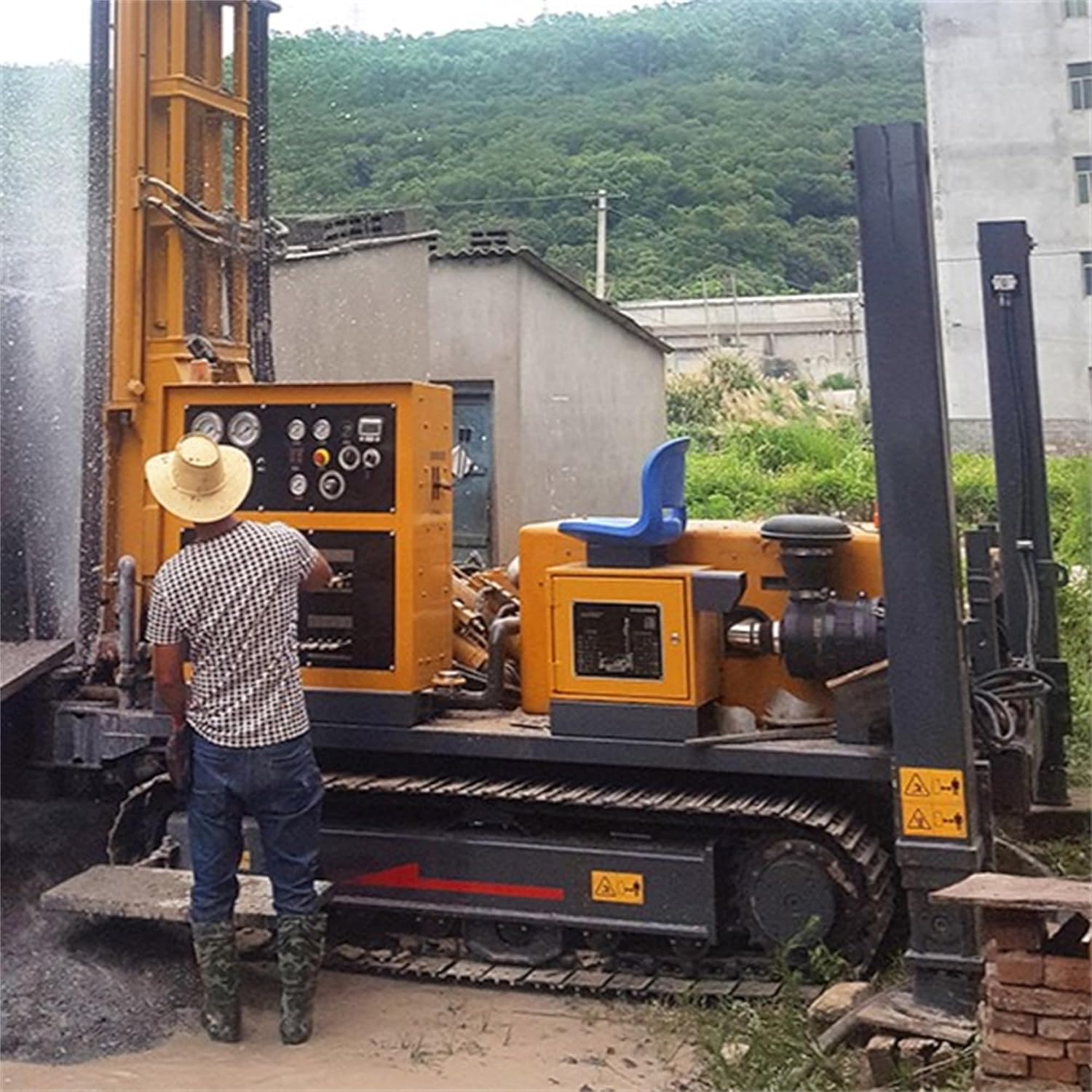 custom truck mounted water well drilling rig,best truck mounted drilling rig,truck mounted borehole drilling machine,water well drilling rig for sale,should I buy a mobile well drilling rig,truck mounted drilling rig pros cons performance testing and real-world results