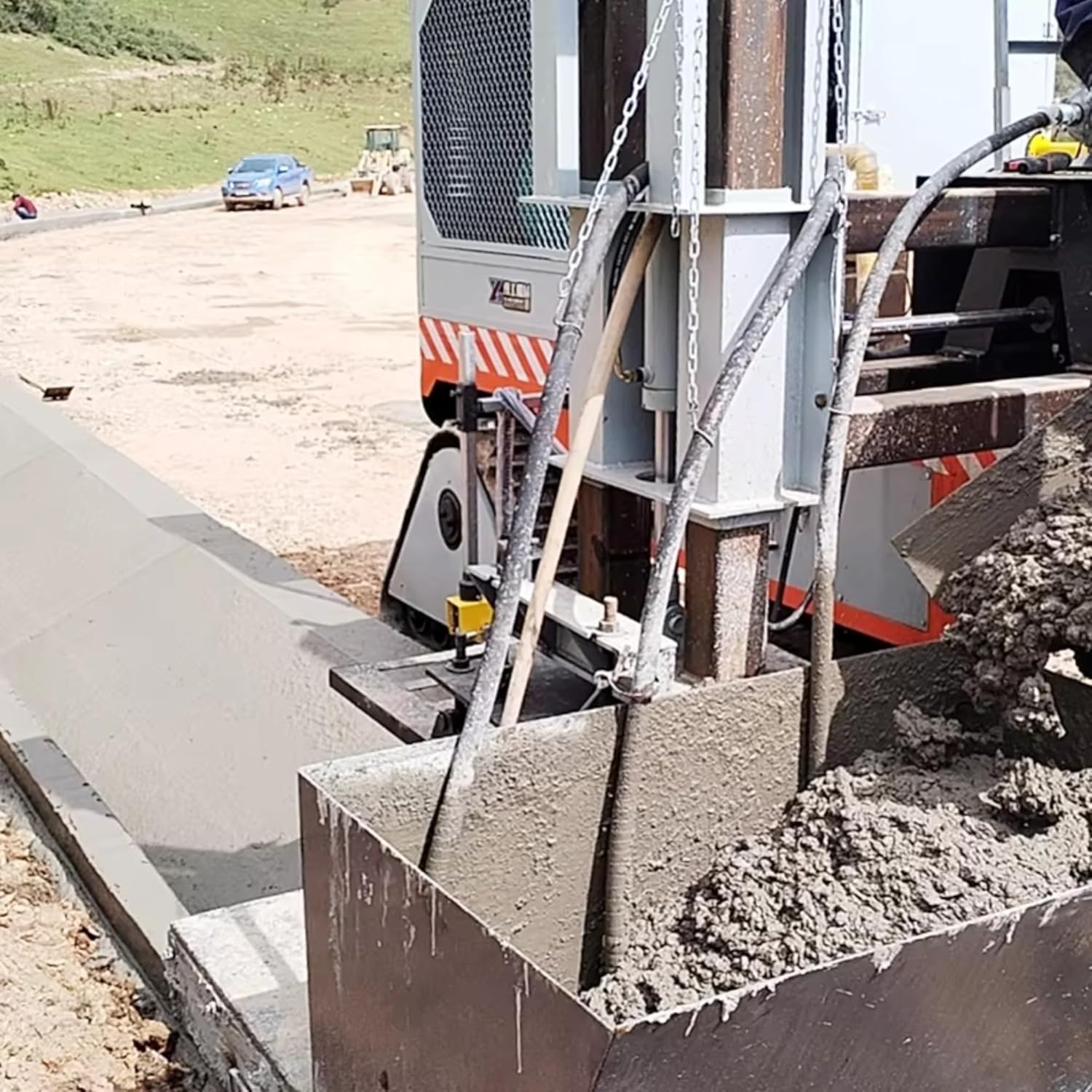 tracked concrete curb slipform machine,curb and gutter paver,hydraulic concrete curb machine,all terrain curb paver,buy tracked curb machine,curb slipform paver pros cons unboxing and complete package contents